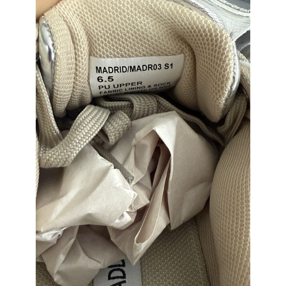 Streatwear Edgy Steve Madden Women Madrid Silver Sneaker Size 6.5 Bujee Glam - Picture 5 of 13